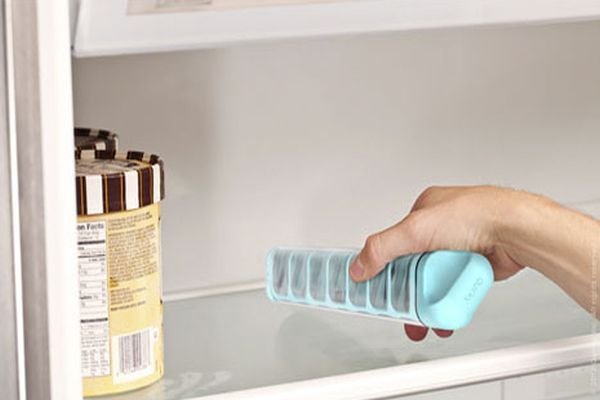 Quirky's Cube Tube for Spill-Free Icemaking_4