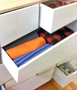 Reminder cabinet by Kazuaki Hibino