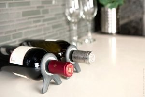 Vine for wine bottles