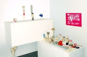 Designer crafts an exclusive knife set from natural bones