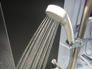 Water Saving Air-In Shower