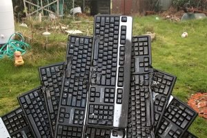 Throne of nerds - Keyboard Chair by Mike DeWolfe