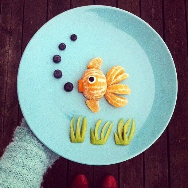 Ida Skivenes Plays With Her Breakfast to Create Imaginative Artworks Ida Skivenes Plays With Her Breakfast to Create Imaginative Artworks