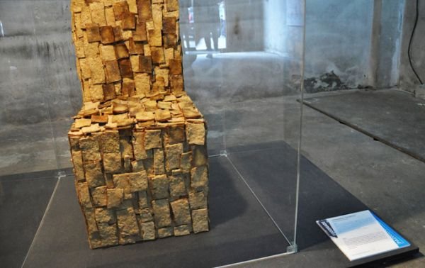 TOFU chair by Leonardo Talarico