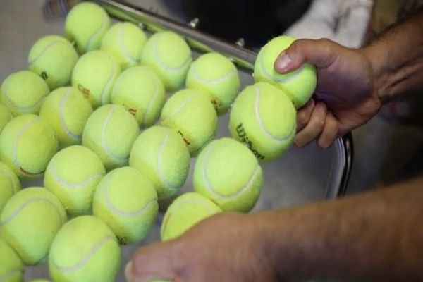 Tennis Chair by Gabriel Coch_4