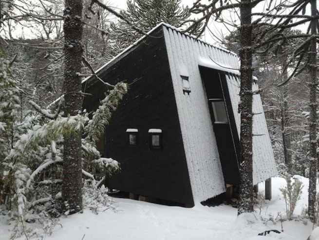 Little winter cabin Corralco, Chile_9