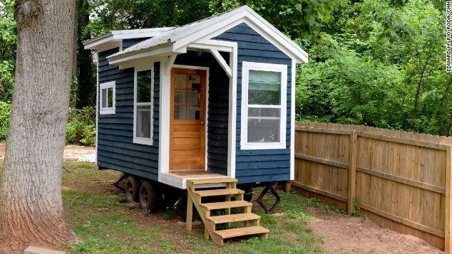 128-square-foot tiny house by Sicily Kolbeck_12