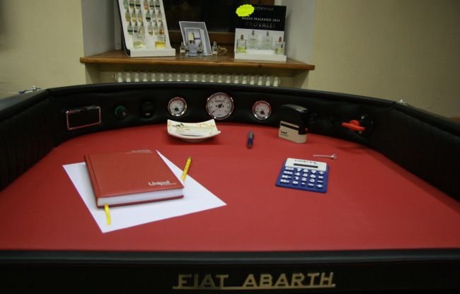 Fiat 500 Abarth Racing Desk_3