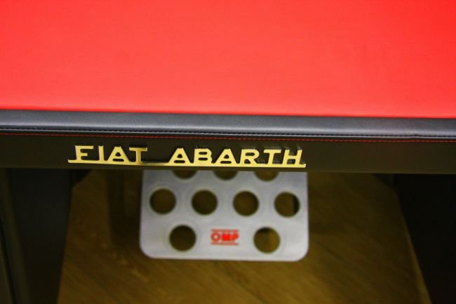 Fiat 500 Abarth Racing Desk_5