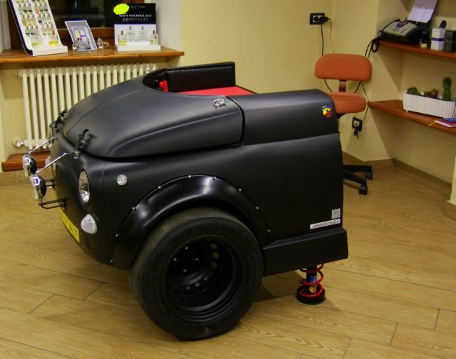 Fiat 500 Abarth Racing Desk_9