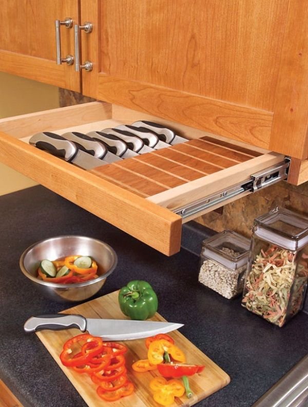 The under cabinet drawer for knives_2