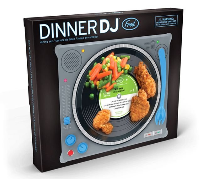 Dinner DJ looks like a turntable_4