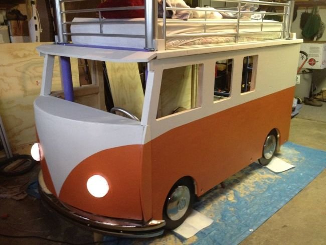 Volkswagen Bus Bed by Redditor 'inexplorata'_6