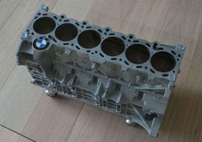 Straight V6 BMW 330i Coffee Table_1