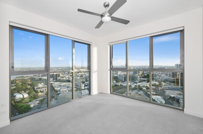 ceiling fan in the living room