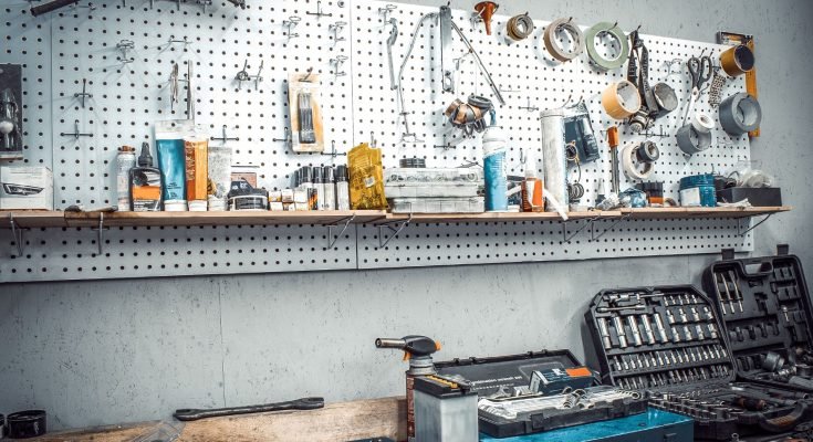 Pegboard vs. Slatwall